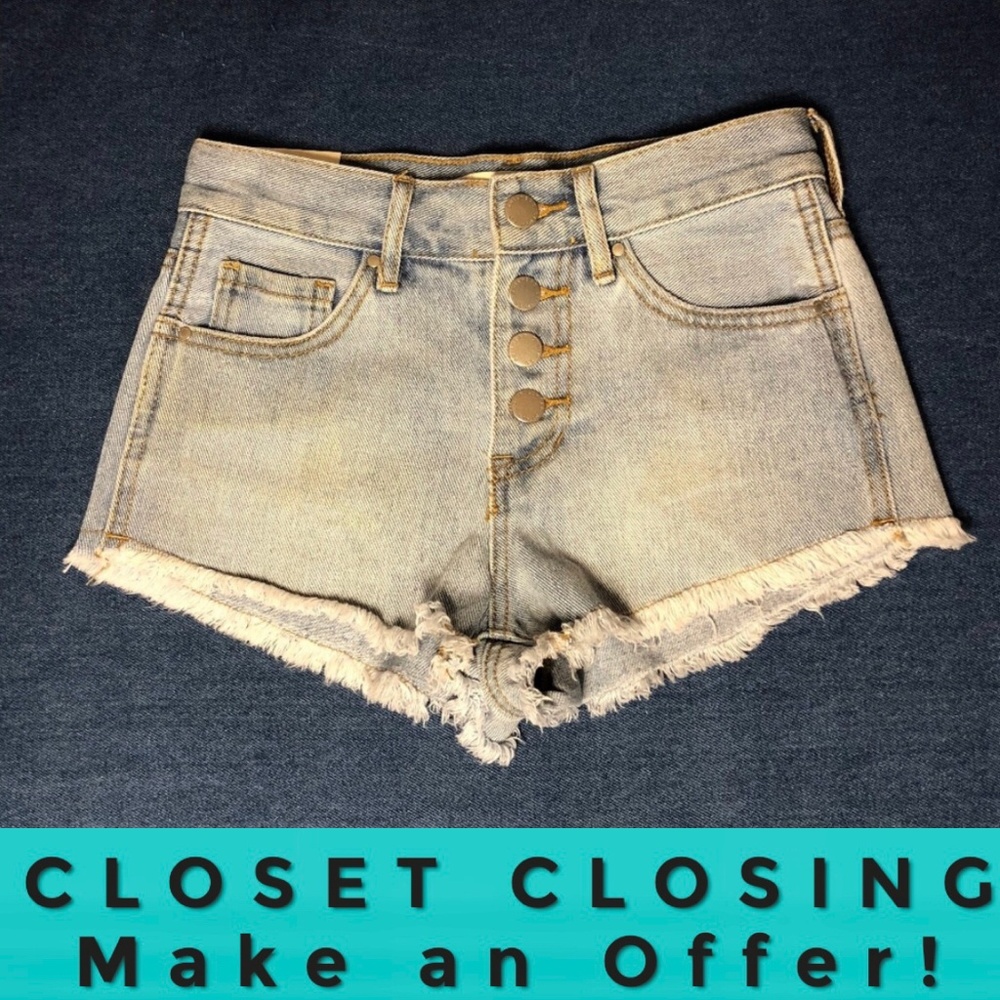 NWT Bullhead light wash high rise denim